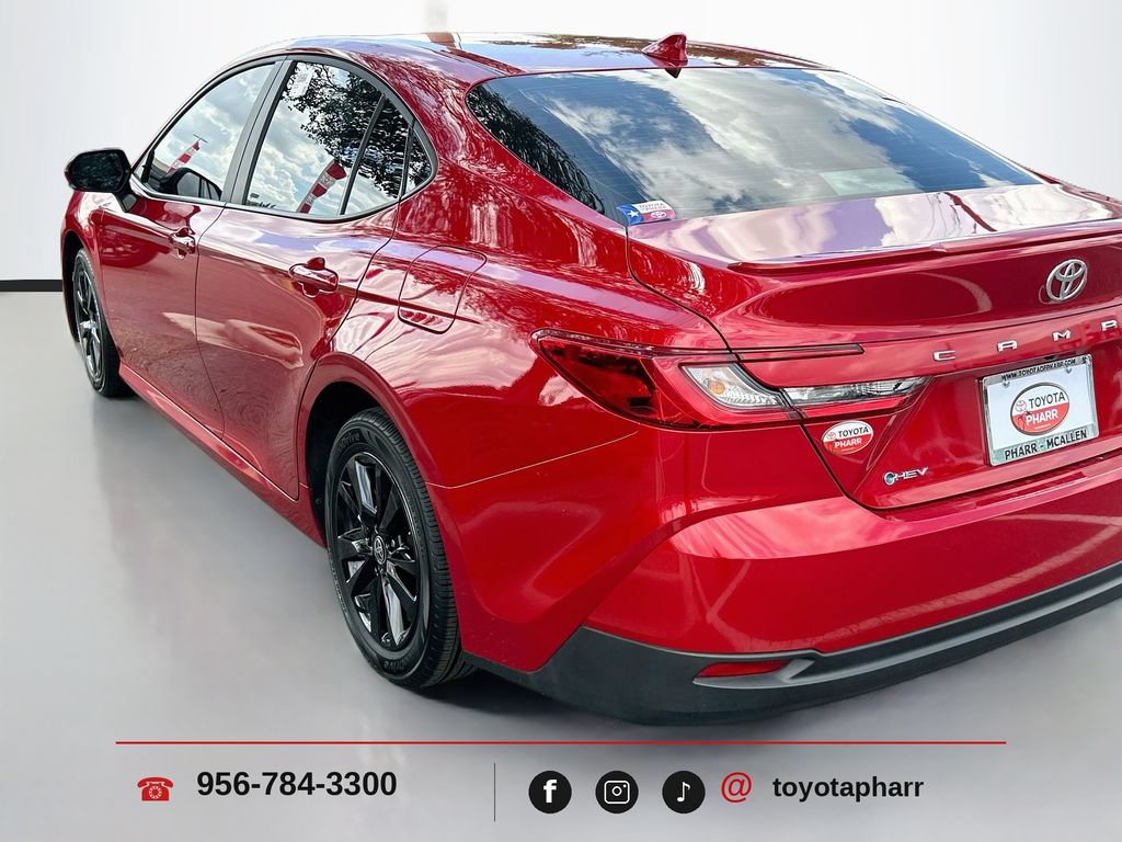 Used 2025 Toyota Camry LE w/ Convenience Package FWD image 7