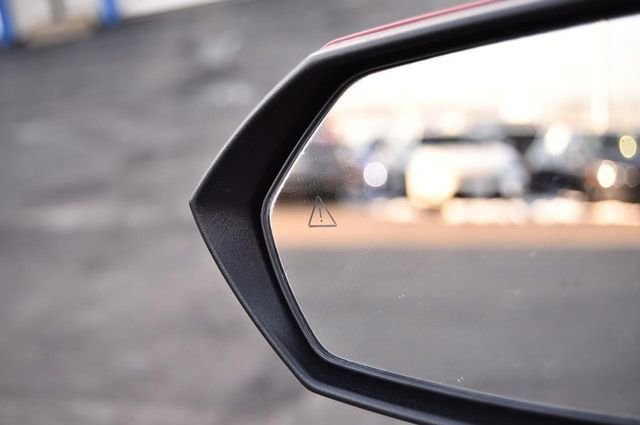 Used 2023 Hyundai Elantra SEL w/ Convenience Package image 9