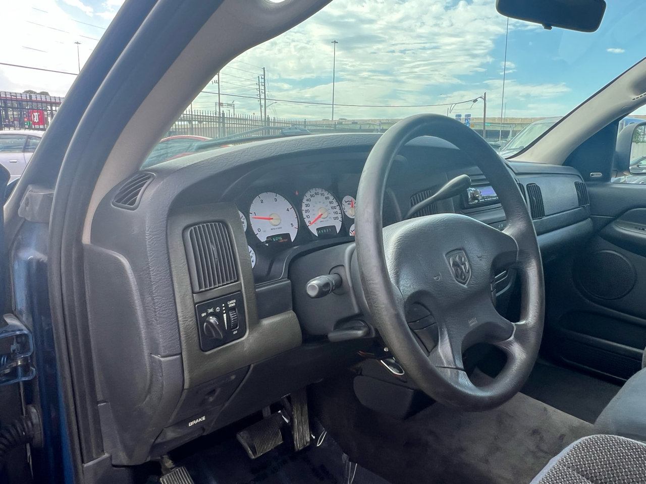 Used 2003 Dodge Ram 2500 Truck SLT image 24
