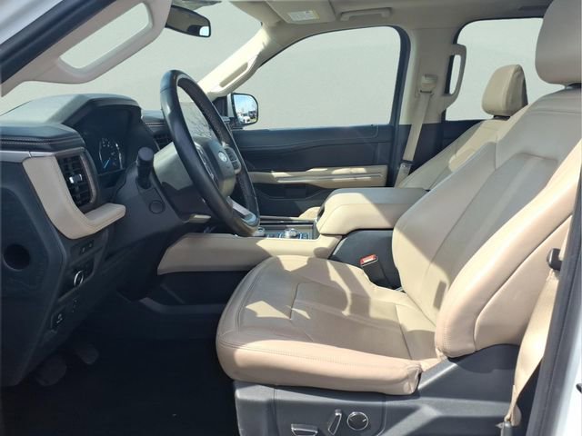 Used 2023 Ford Expedition Limited image 18