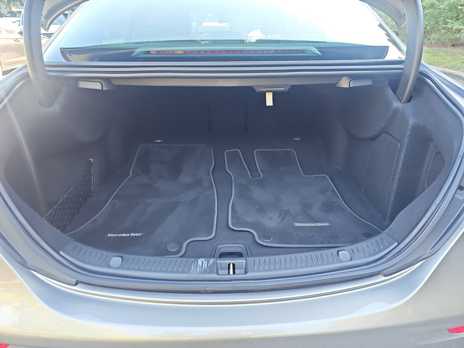 Used 2023 Mercedes-Benz E 350 4MATIC Sedan image 32