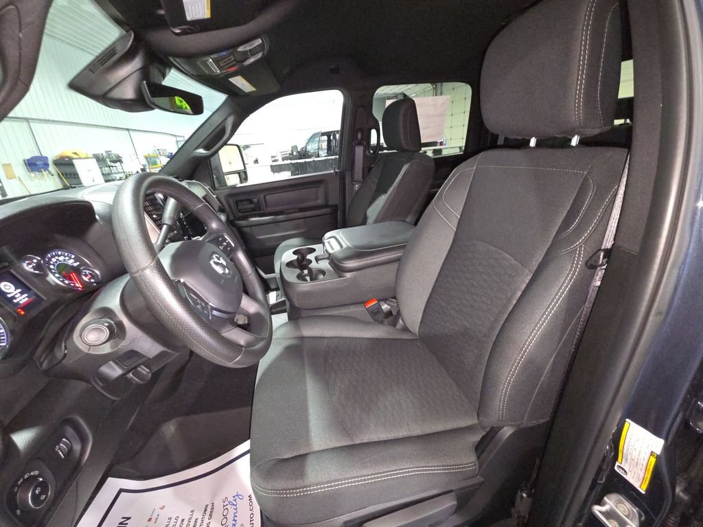 New 2026 RAM 2500 Warlock AWD/4WD image 16