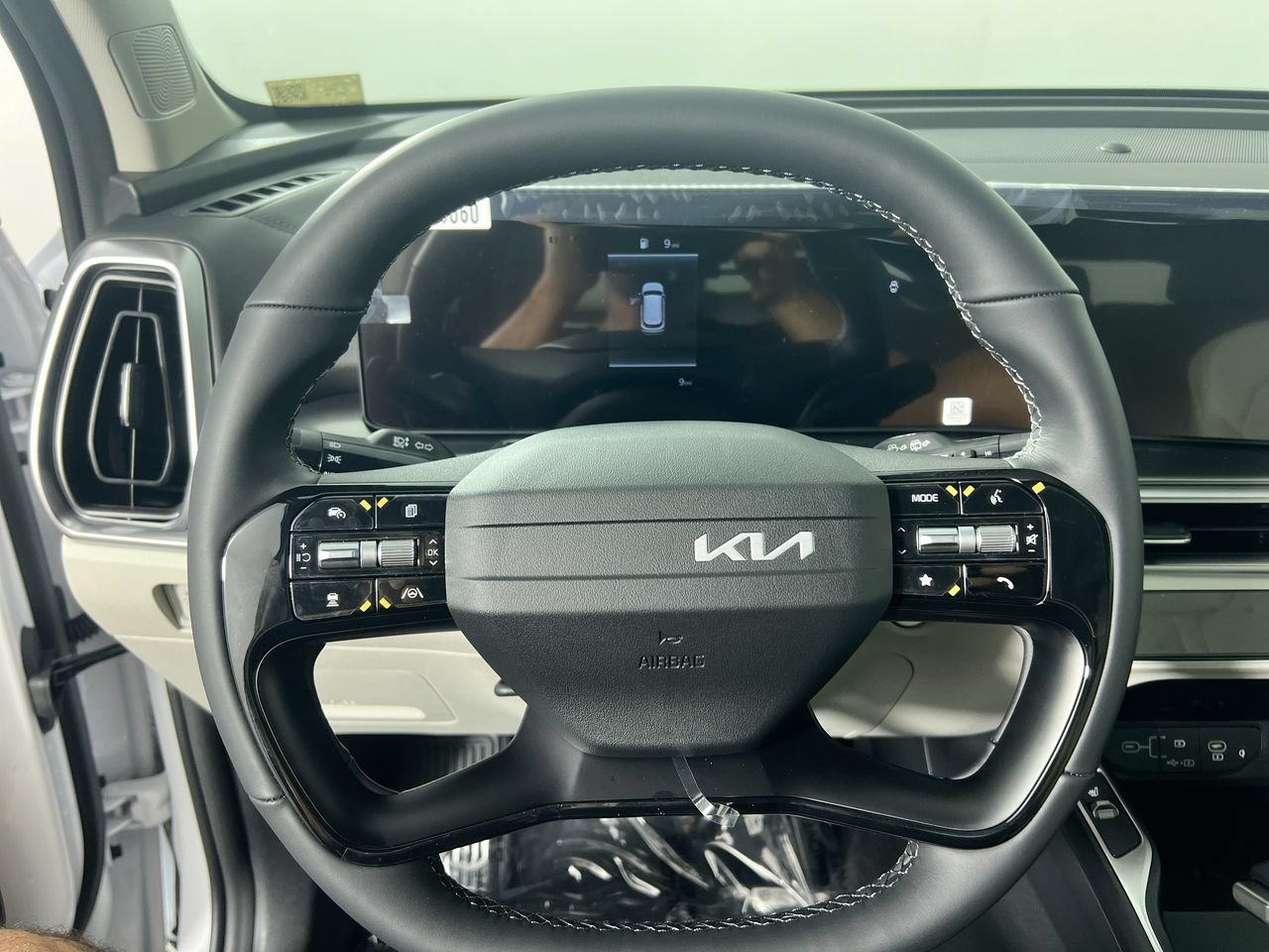 New 2026 Kia Sorento S FWD image 15