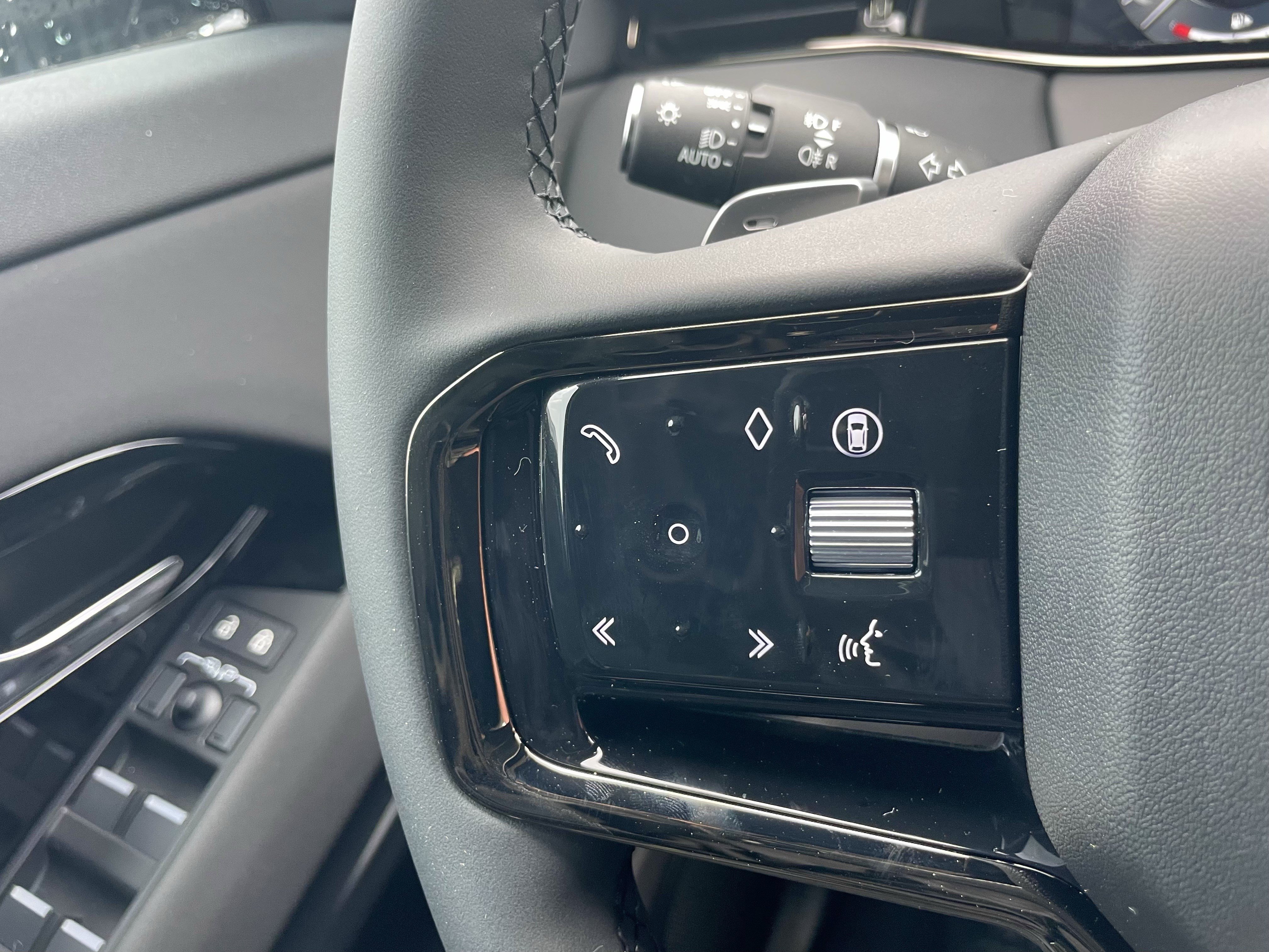 New 2026 Land Rover Range Rover Evoque Hoxton AWD/4WD image 39