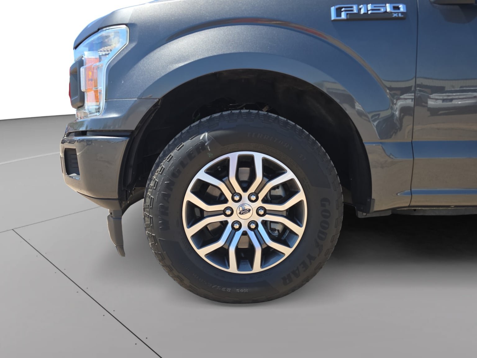 Used 2020 Ford F150 XL w/ Equipment Group 101A Mid RWD image 9