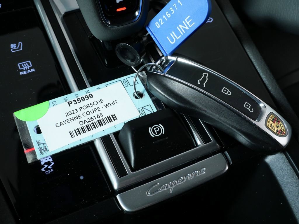 Certified 2023 Porsche Cayenne Coupe image 36