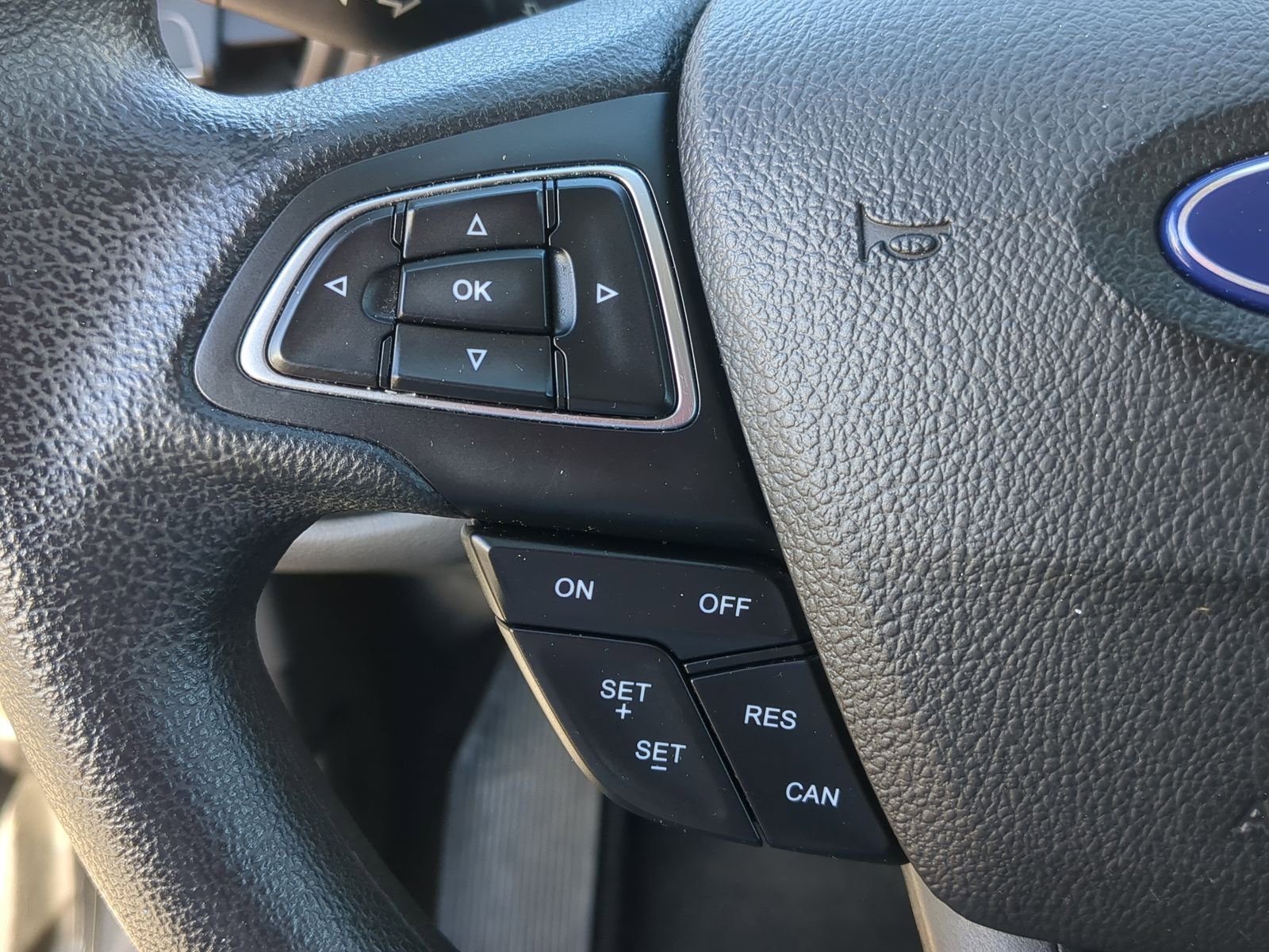 Used 2019 Ford Escape SE image 26