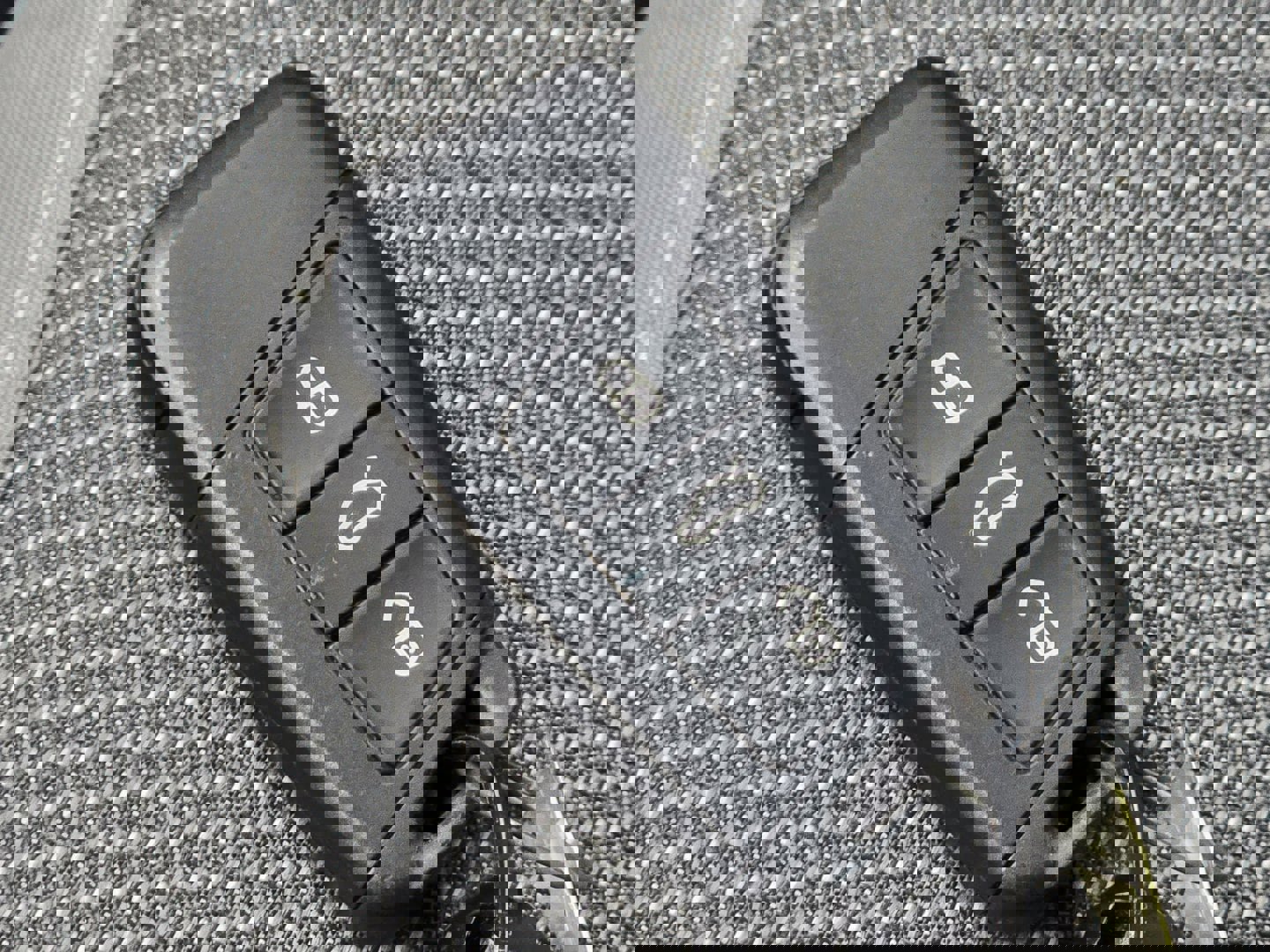 Used 2023 Volkswagen Taos S image 33