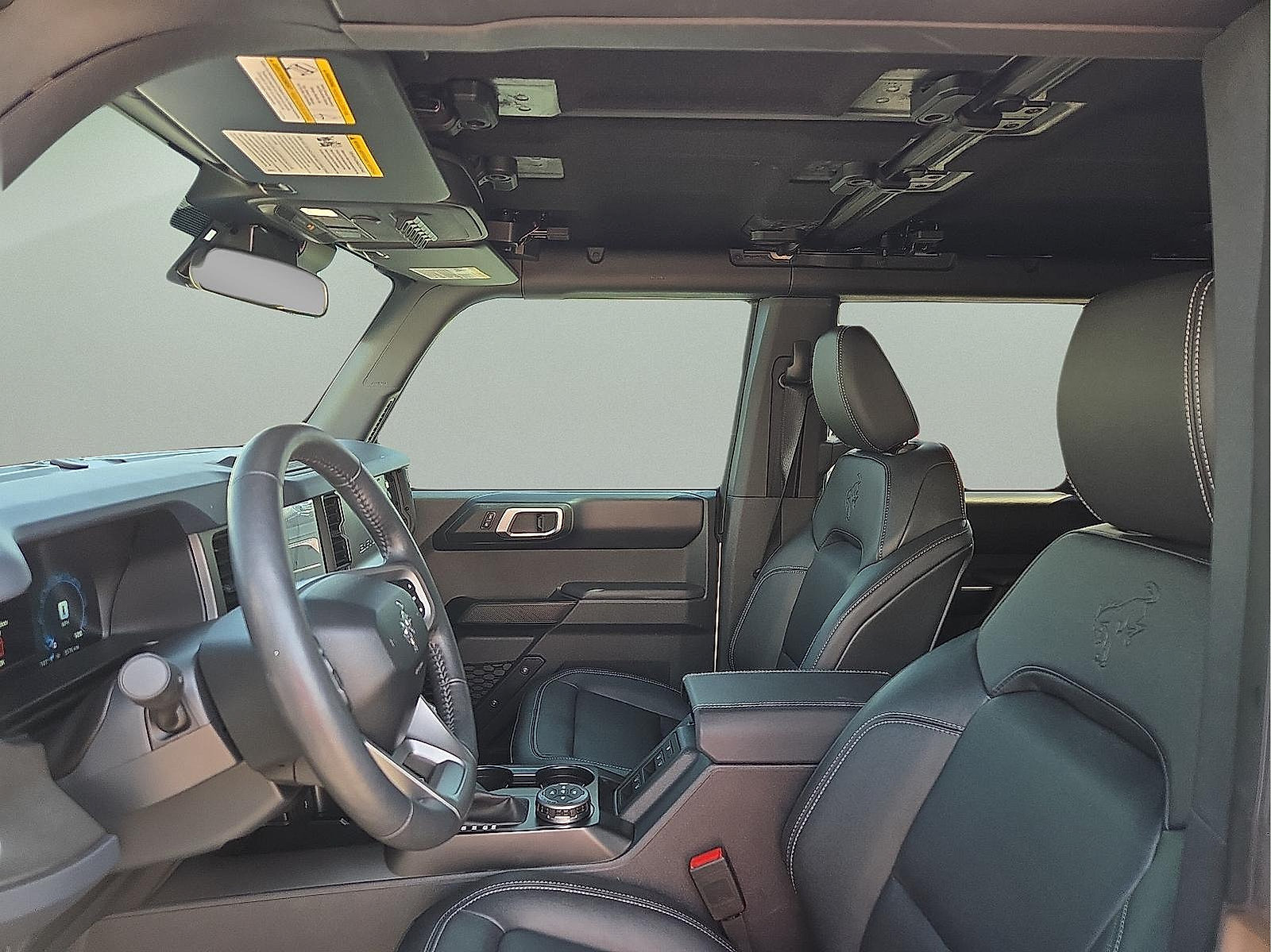 Used 2025 Ford Bronco Badlands AWD/4WD image 9