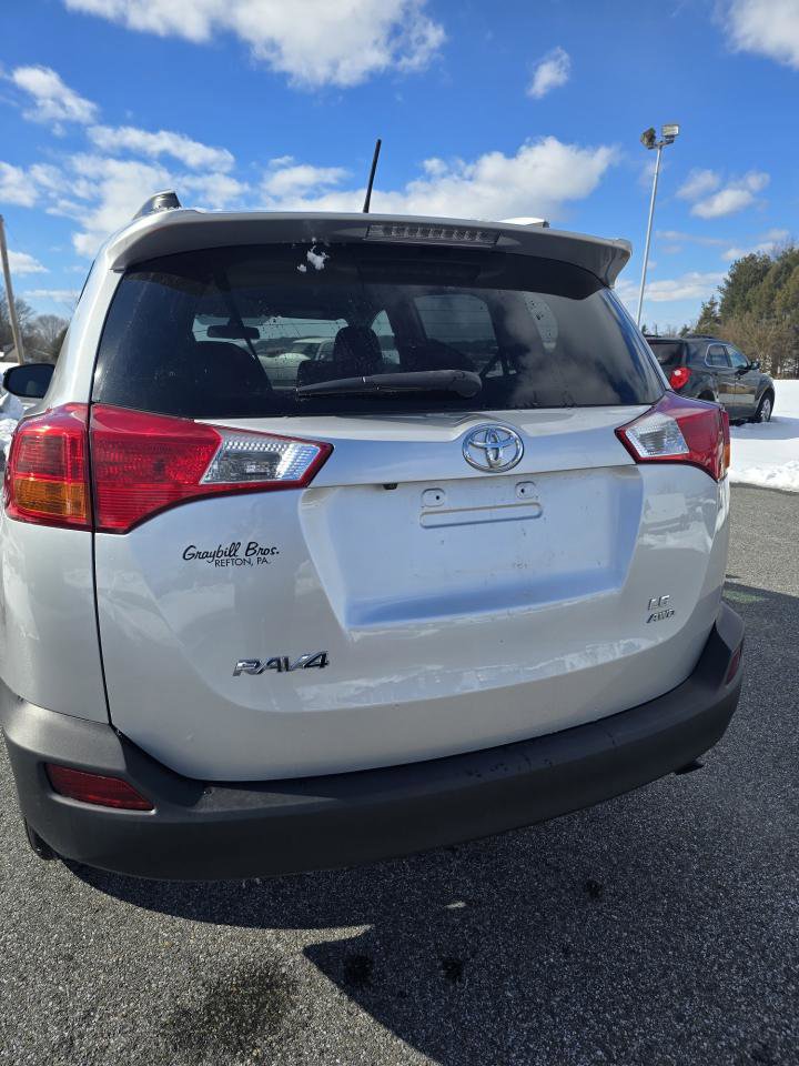 Used 2013 Toyota RAV4 LE image 12