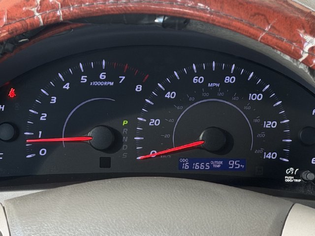 Used 2011 Toyota Camry FWD image 17