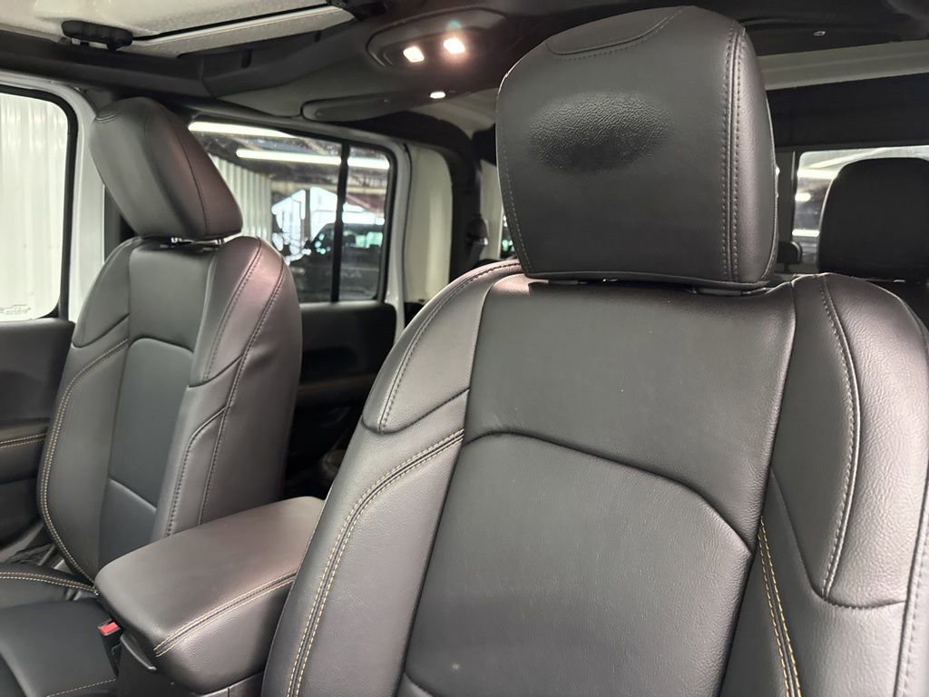 Used 2025 Jeep Gladiator Sport AWD/4WD image 20