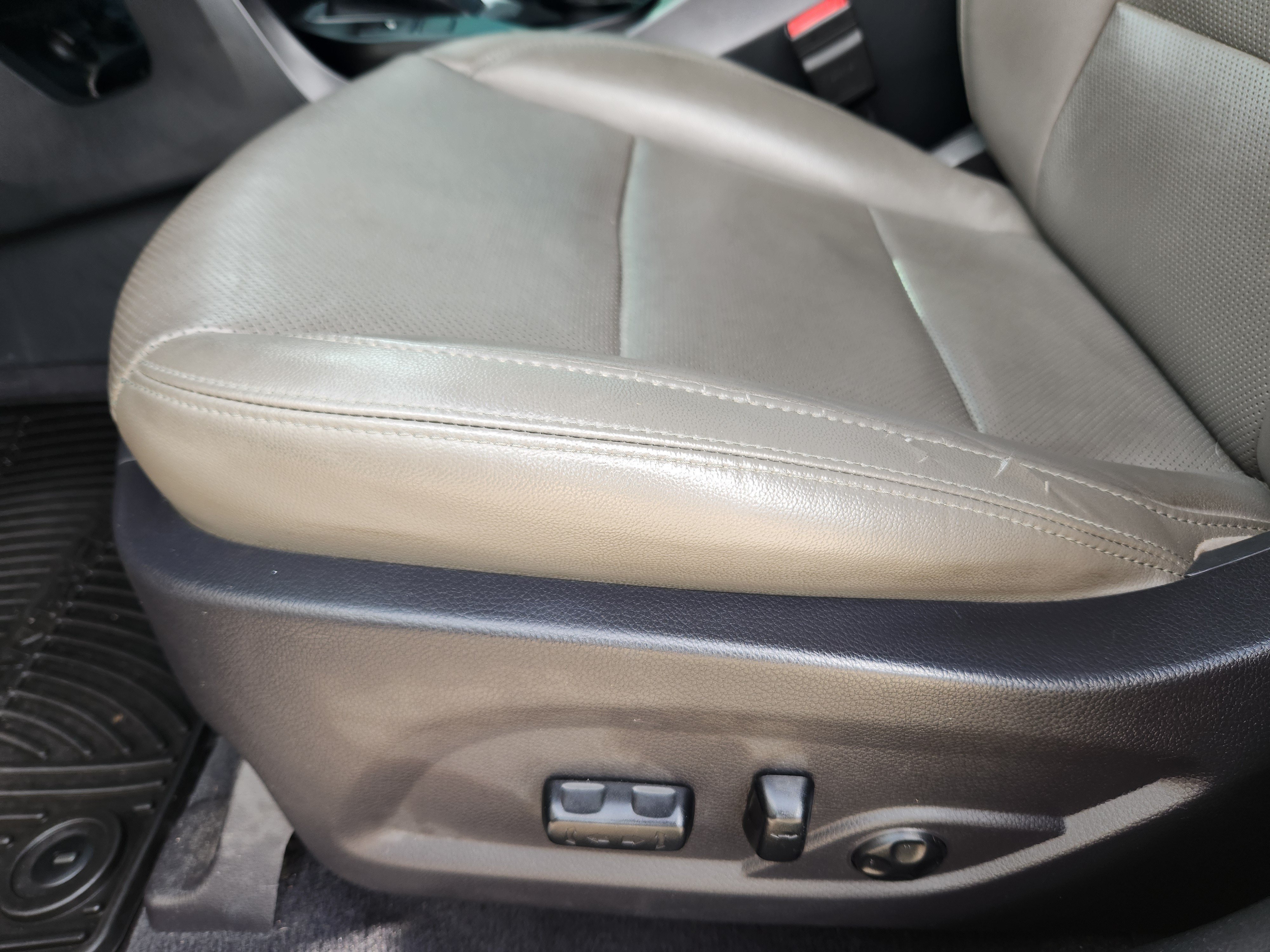 Used 2018 Hyundai Santa Fe Sport AWD/4WD image 17