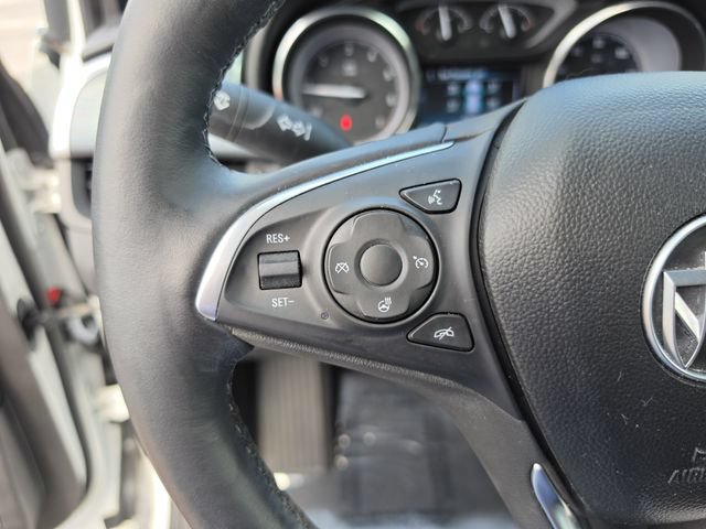 Used 2020 Buick Envision Essence w/ LPO, Active Package FWD image 32