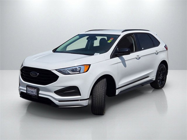 Used 2024 Ford Edge SE w/ Black Appearance Package image 9
