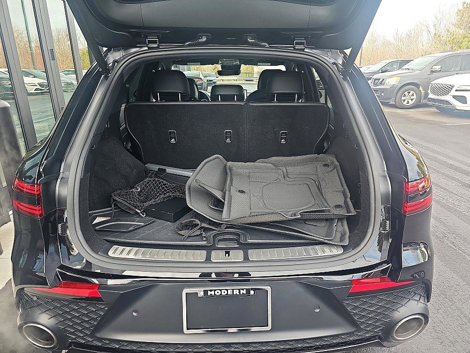 Used 2025 Genesis GV70 3.5T Sport w/ Sport Prestige Package image 36