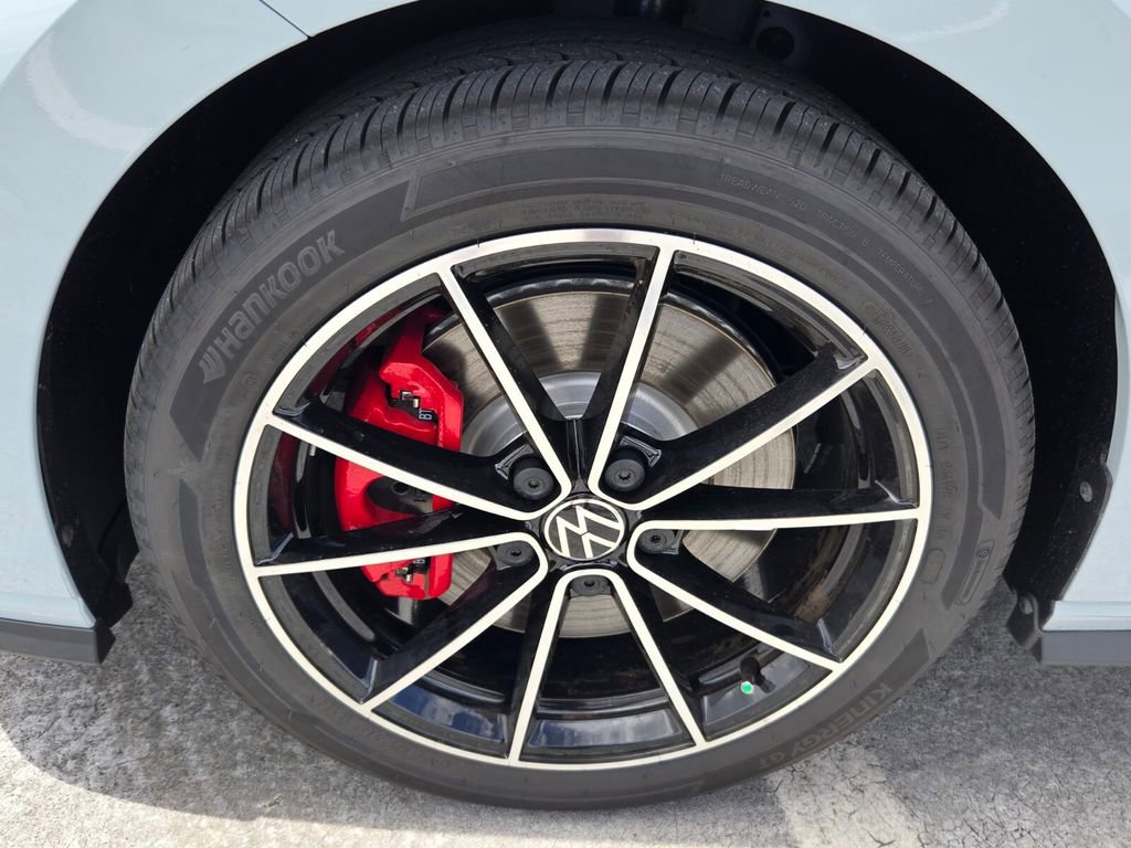 New 2026 Volkswagen Jetta GLI Autobahn FWD image 5