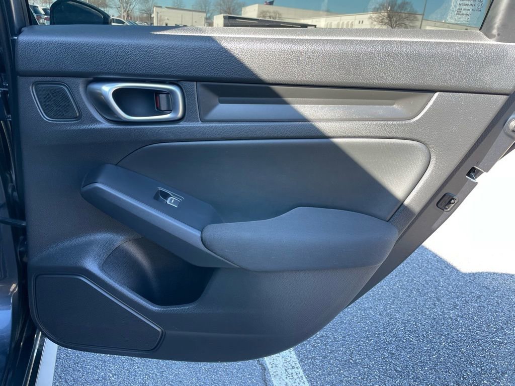 Certified 2025 Honda Civic Sport image 33