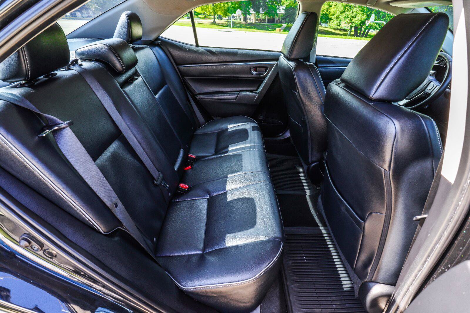 Used 2015 Toyota Corolla S Premium FWD image 38