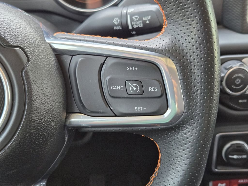 Used 2023 Jeep Gladiator Mojave w/ LED Lighting Group AWD/4WD image 29