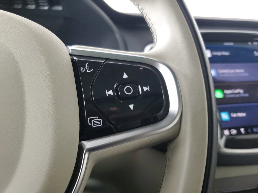 Certified 2025 Volvo XC90 B6 Ultra image 29