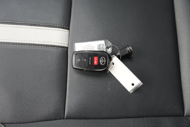 Used 2025 Toyota Camry SE FWD image 43