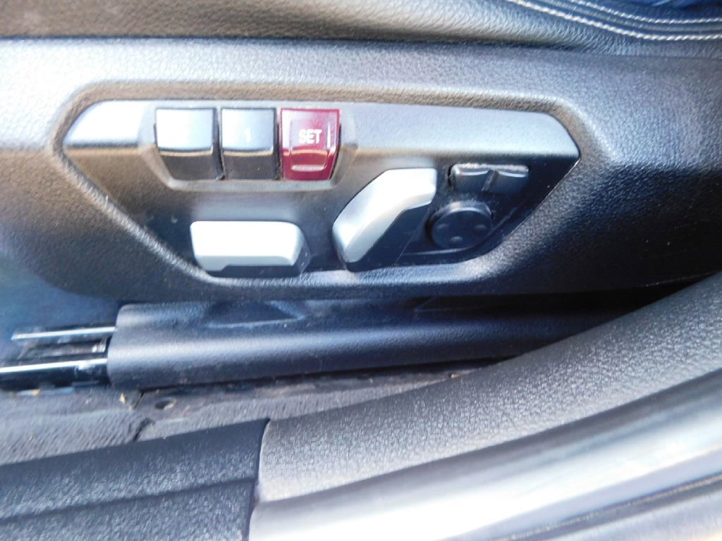 Used 2017 BMW 330e RWD image 31