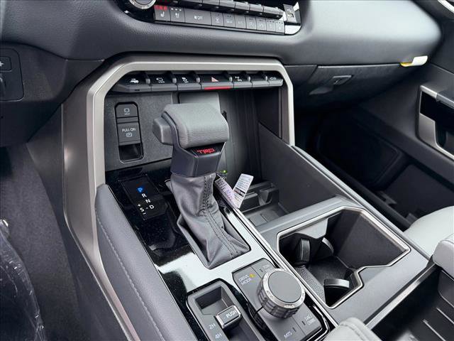 New 2026 Toyota Tundra Limited AWD/4WD image 14
