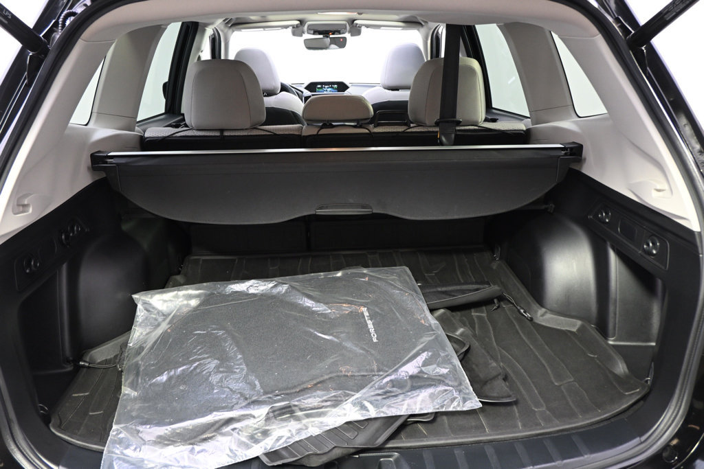Used 2019 Subaru Forester Premium AWD/4WD image 17