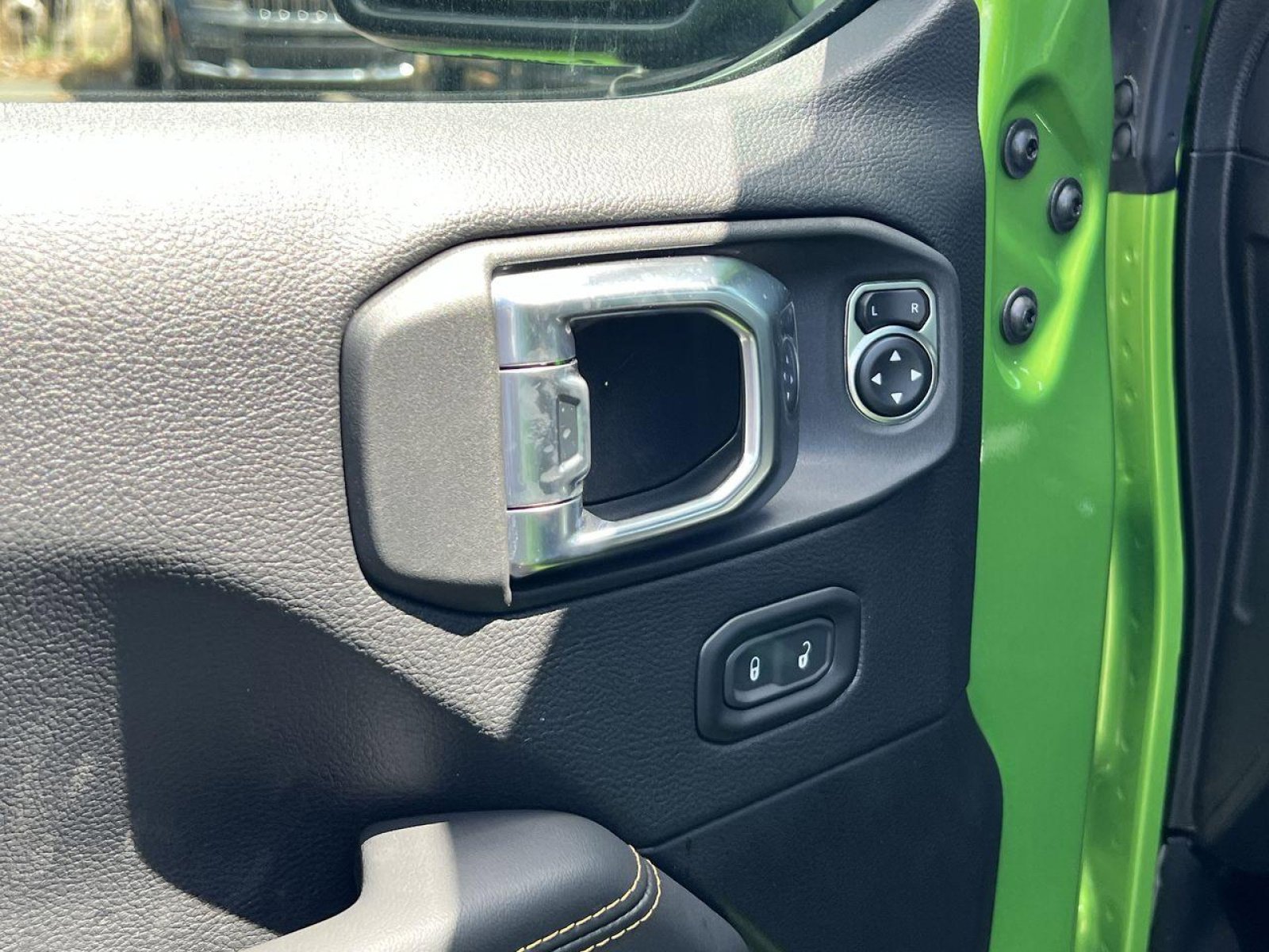 New 2025 Jeep Wrangler Unlimited Rubicon 392 image 10