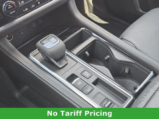 Used 2024 Nissan Pathfinder Platinum w/ Cargo Package FWD image 18