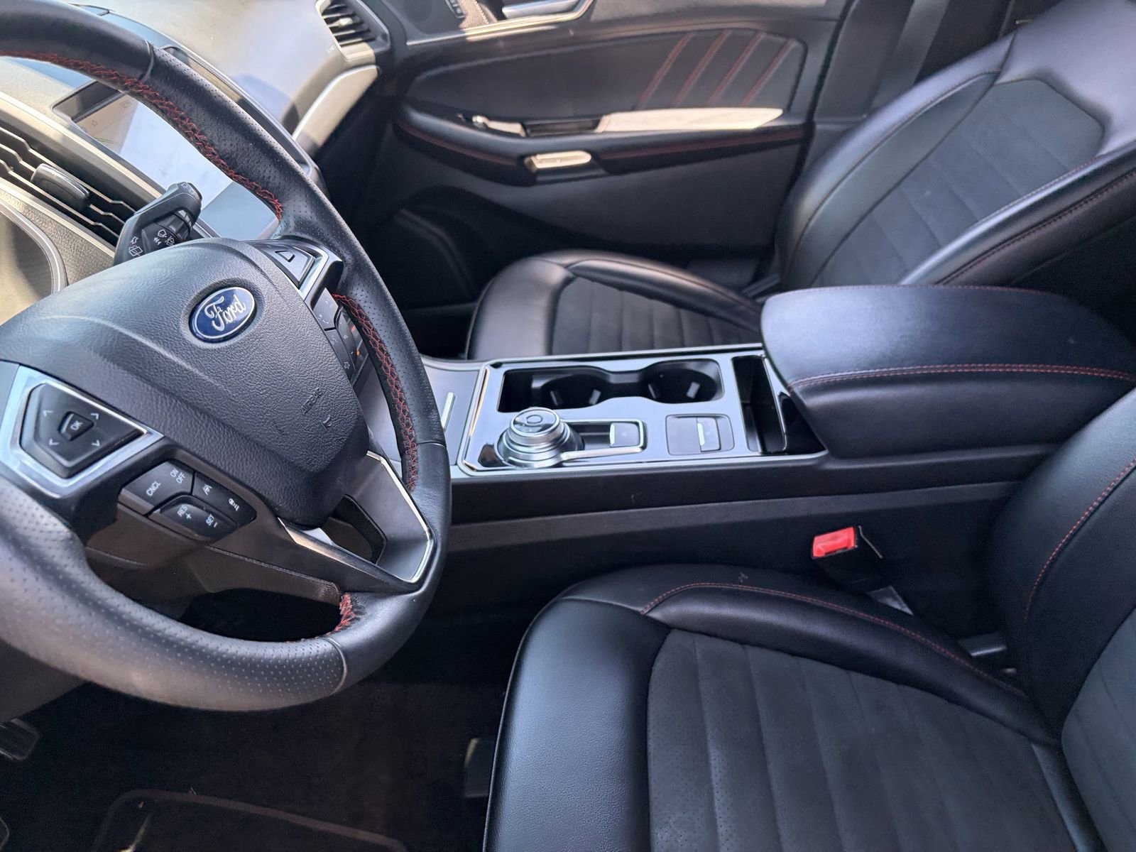 Used 2020 Ford Edge ST-Line FWD image 17