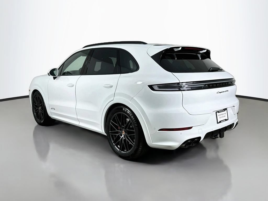 Certified 2026 Porsche Cayenne GTS AWD/4WD image 3