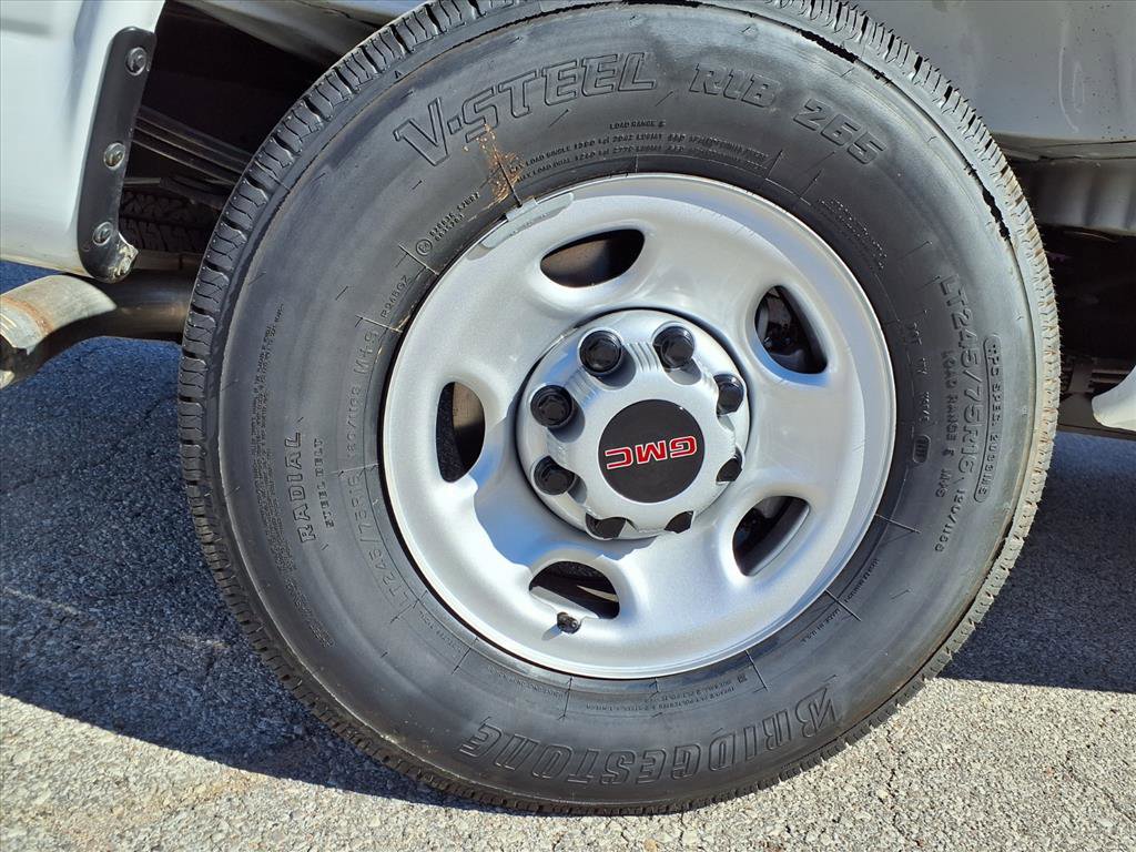 New 2025 GMC Savana 2500 Work Van w/ Driver Convenience Package image 25