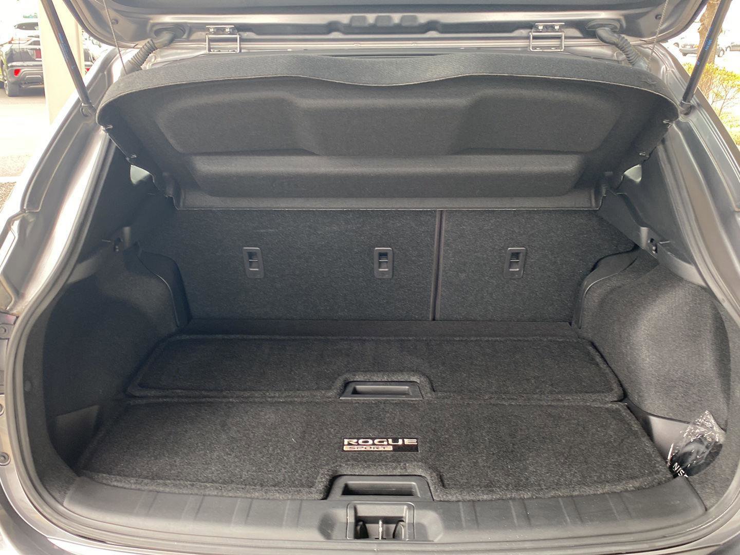 Certified 2022 Nissan Rogue Sport SL image 10