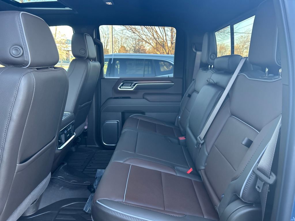 New 2026 GMC Sierra 2500 Denali w/ Denali Reserve Package image 33