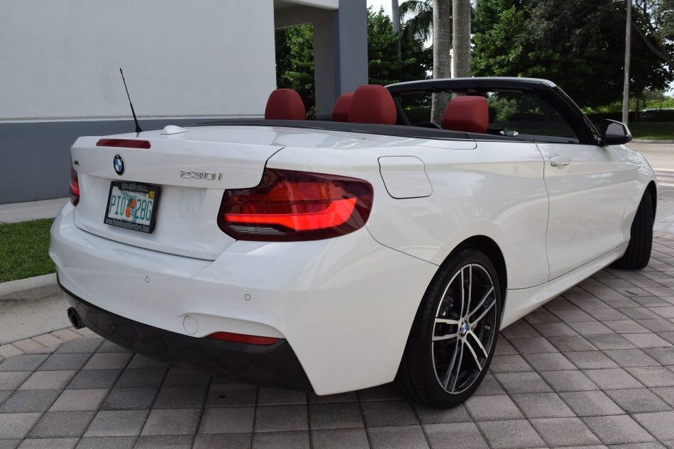 Used 2021 BMW 230i xDrive Convertible AWD/4WD image 39