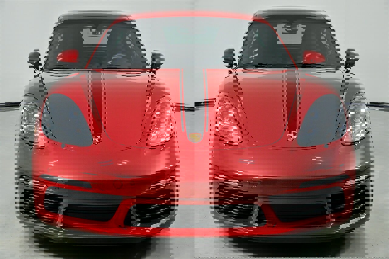 Used 2024 Porsche 718 Cayman image 5