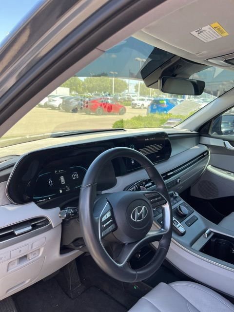 Used 2025 Hyundai Palisade SEL image 14