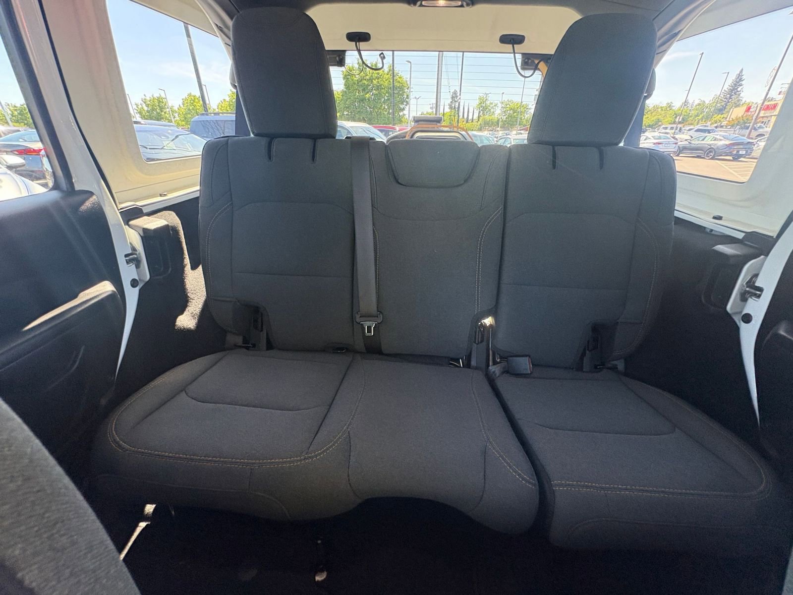 Used 2025 Jeep Wrangler Sport S AWD/4WD image 37