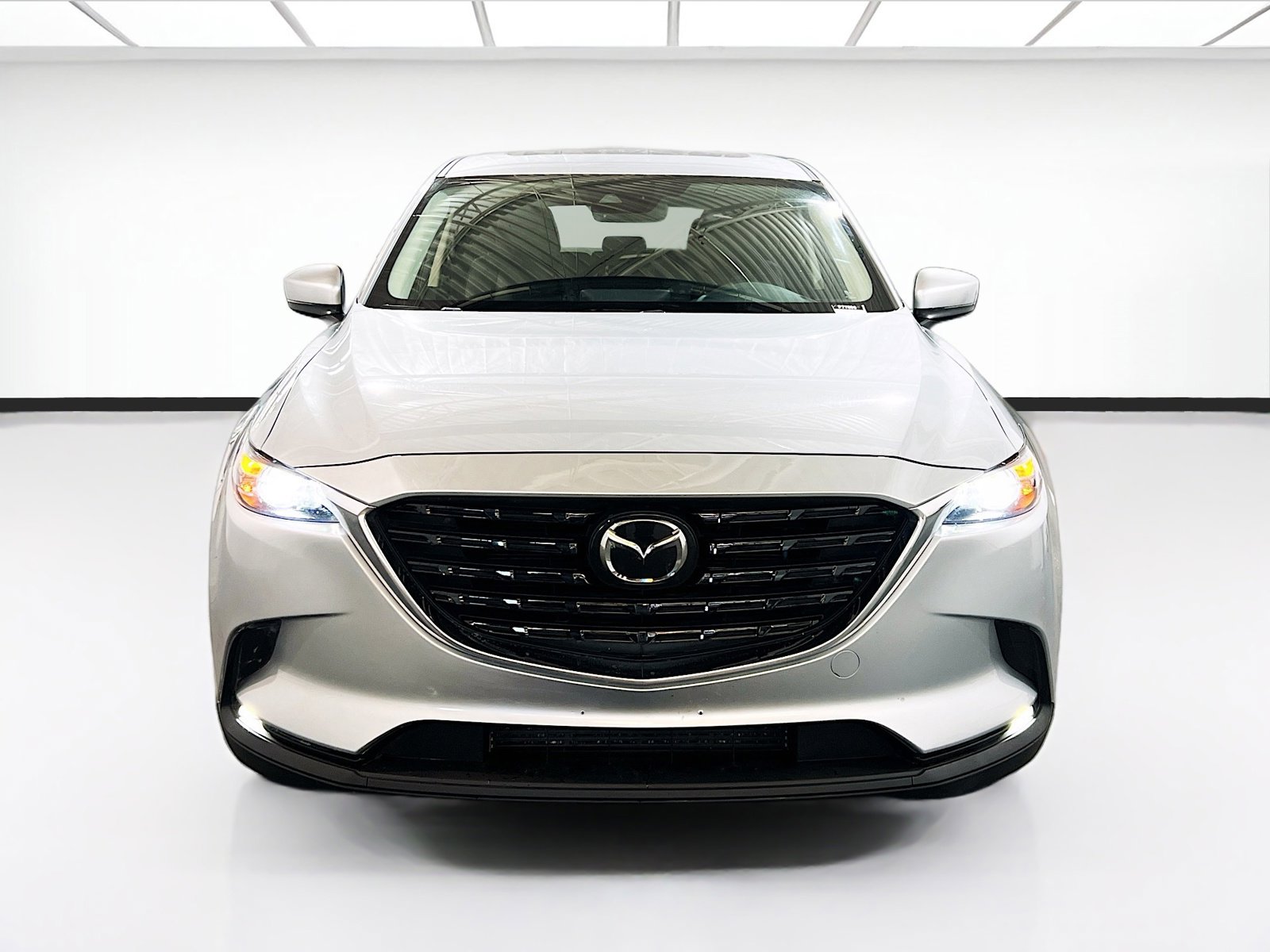 Used 2023 MAZDA CX-9 Touring Plus image 2