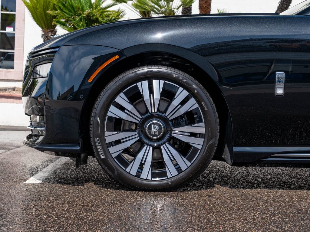 New 2026 Rolls-Royce Spectre image 11