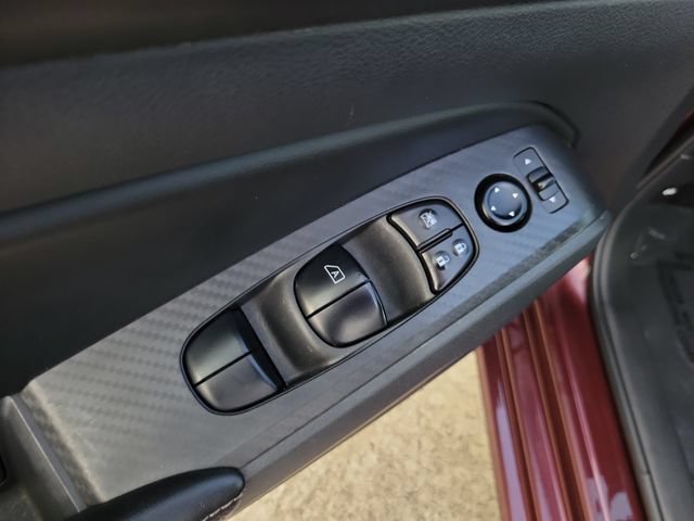 Used 2024 Nissan Altima 2.5 SV FWD image 13