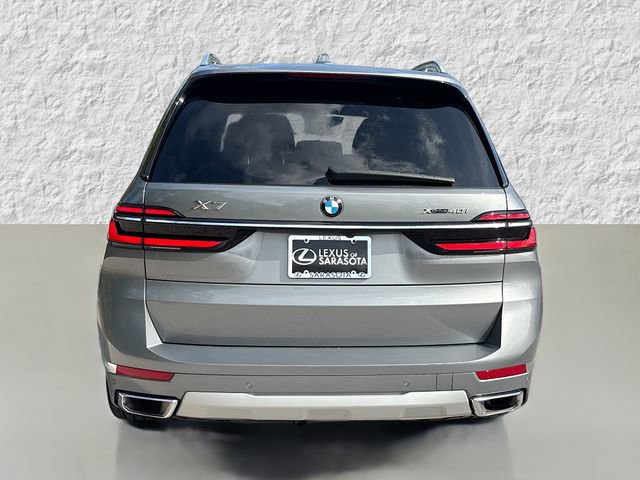Used 2024 BMW X7 xDrive40i w/ Executive Package image 4