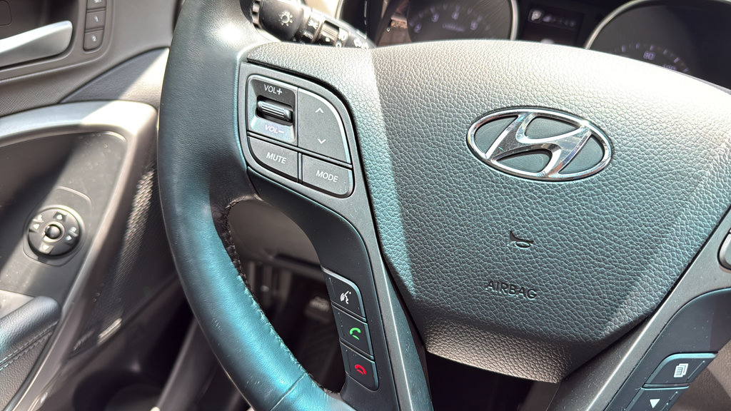 Used 2017 Hyundai Santa Fe Sport w/ 2.4L Tech Package 04 AWD/4WD image 23