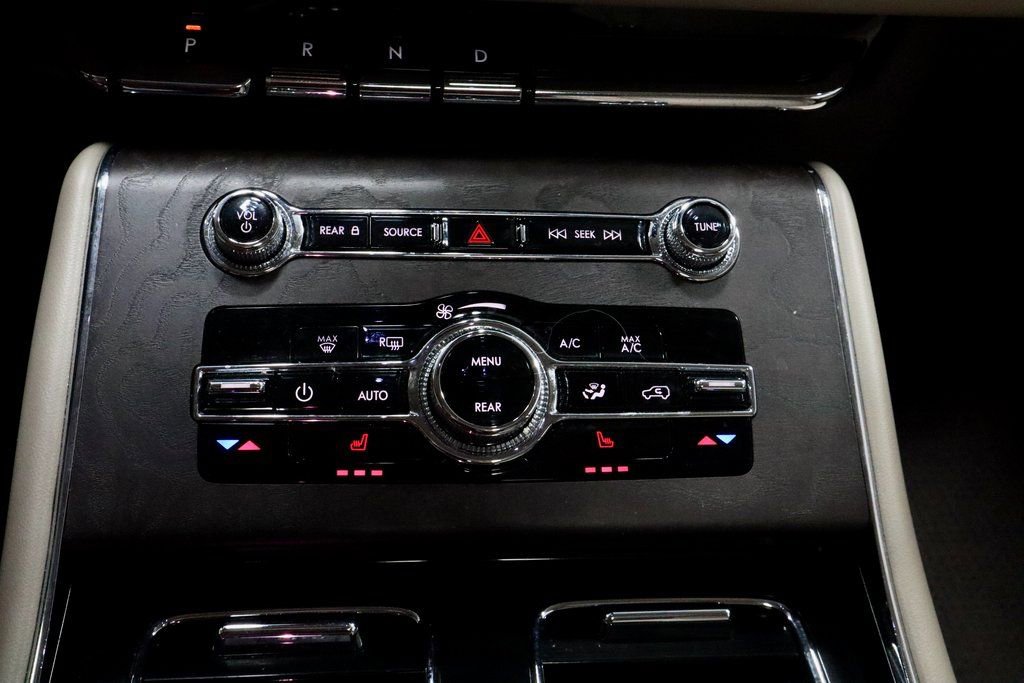Used 2023 Lincoln Aviator Reserve w/ Class IV Trailer Tow Package image 34