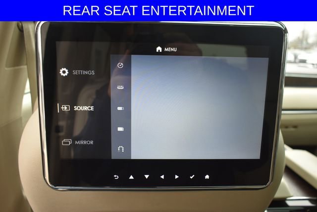 Used 2018 Lincoln Navigator L Reserve w/ Technology Package AWD/4WD image 6