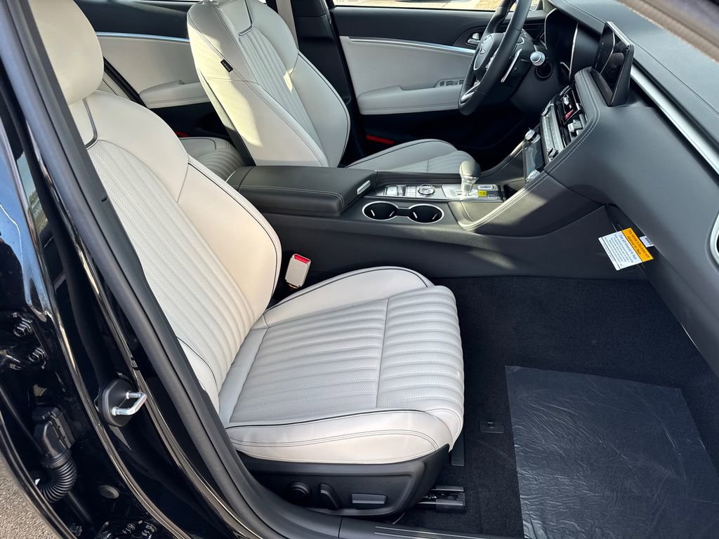New 2026 Genesis G70 3.3T Sport Prestige image 13