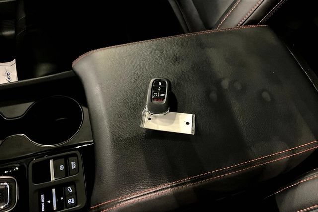 Certified 2023 Honda Pilot TrailSport image 36