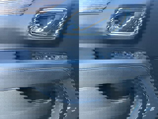 Used 2023 Chevrolet Tahoe Premier image 41